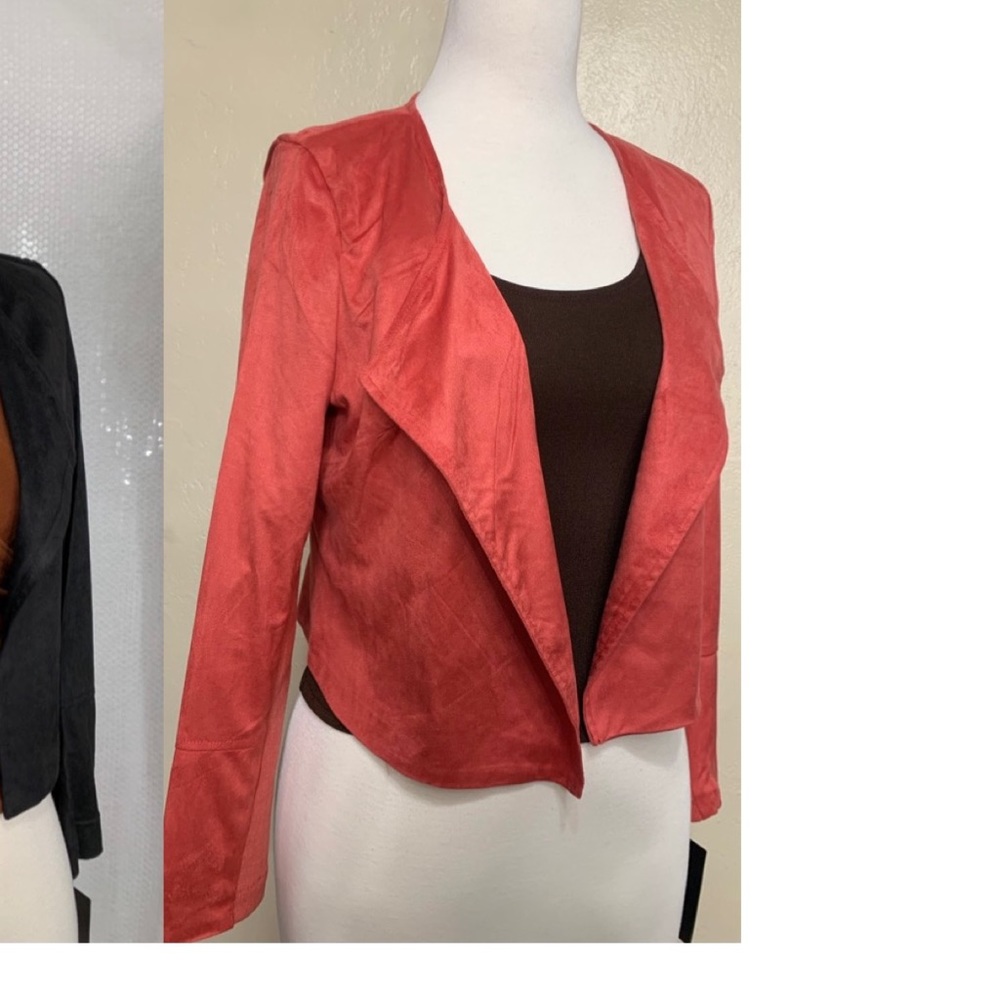 Blazer velvet material. Coral color